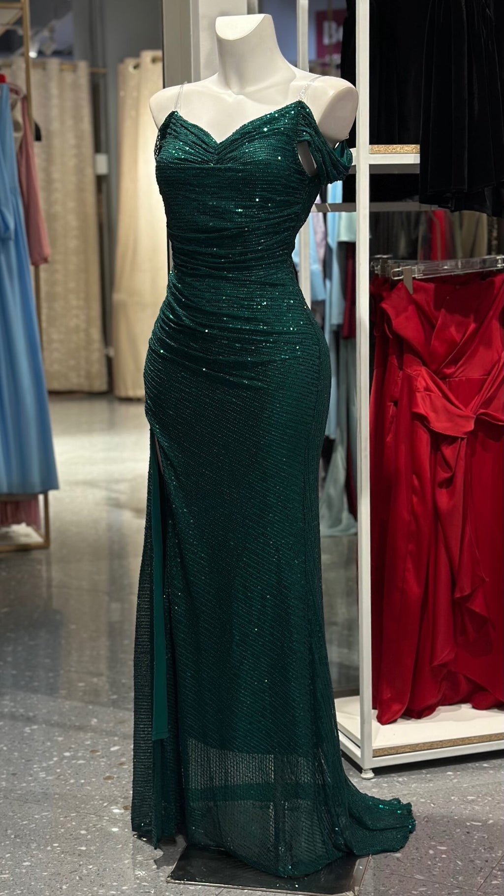 Amanda Off-Shoulder